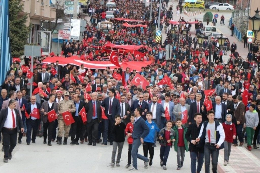 Kavak'ta Şehitlere Saygı Birlik ve Beraberlik Yürüyüşü Düzenlendi - Resim 9