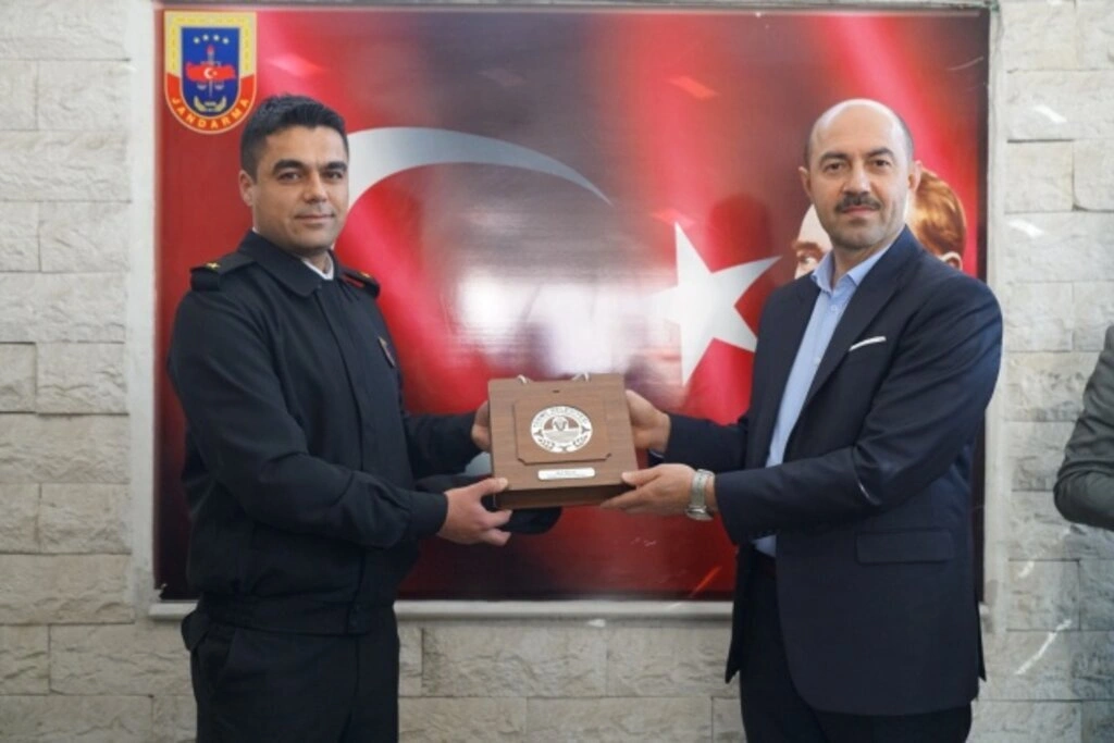 Termeli kadınlar Mehmetçiğin yanında - Resim 1