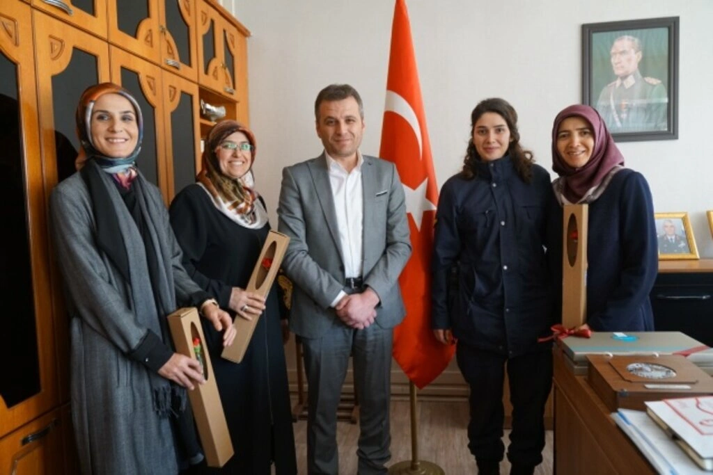 Termeli kadınlar Mehmetçiğin yanında - Resim 4