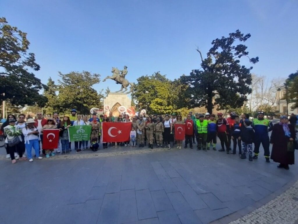 Ekolojik Yaşam Bisiklet Derneği Kadın Ekibi’nden anlamlı etkinlik - Resim 2