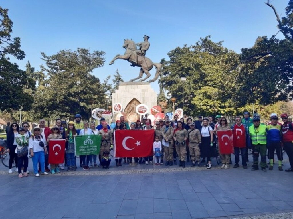 Ekolojik Yaşam Bisiklet Derneği Kadın Ekibi’nden anlamlı etkinlik - Resim 7
