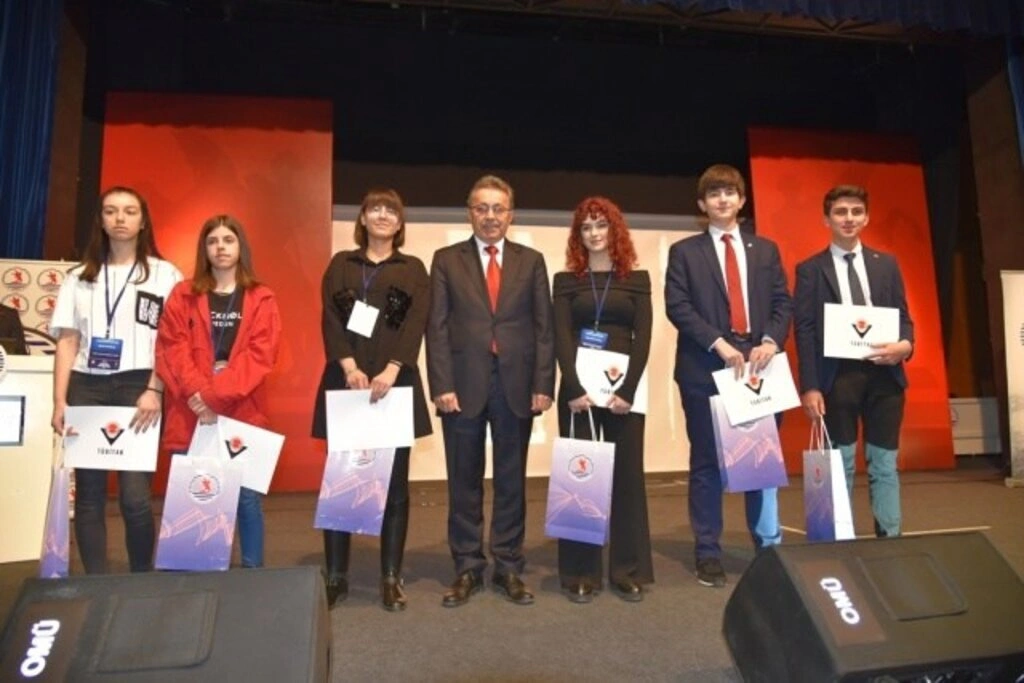 Liselilerin 18 Finalist Projesi Samsun Bölgesini Temsil Edecek - Resim 27
