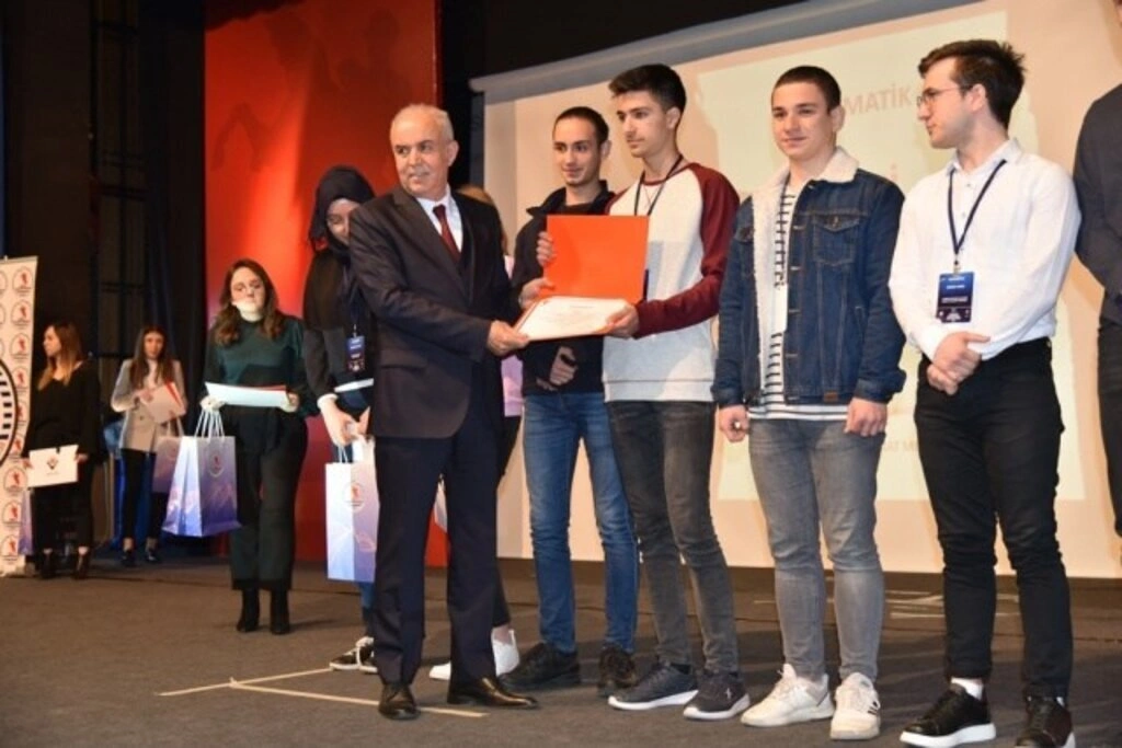 Liselilerin 18 Finalist Projesi Samsun Bölgesini Temsil Edecek - Resim 42
