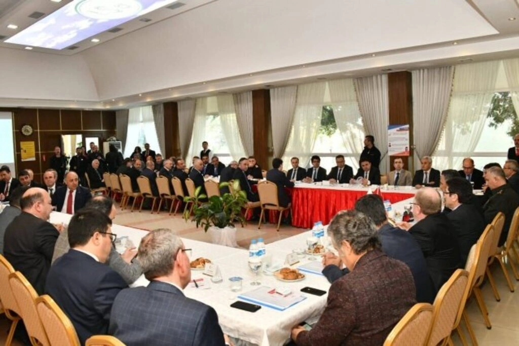 Samsun'da Koronavirüsü İle İlgili alınacak tedbirler toplantısı yapıldı - Resim 8