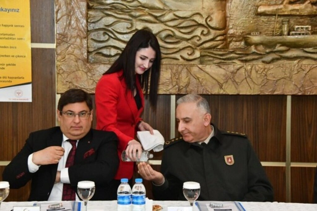 Samsun'da Koronavirüsü İle İlgili alınacak tedbirler toplantısı yapıldı - Resim 9