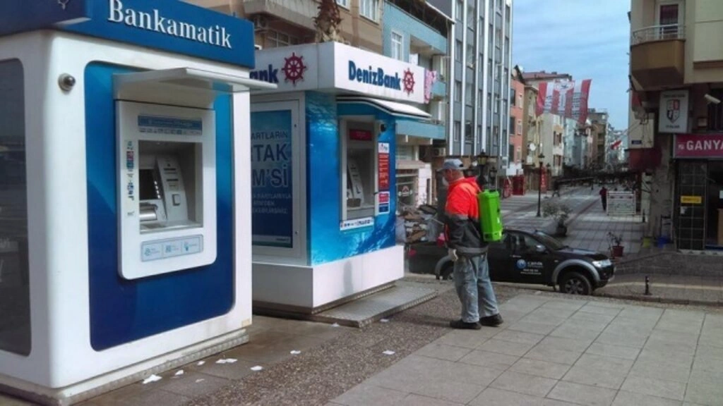 Canik'te İlçenin Tamamında Dezenfekte Çalışmaları Var - Resim 3