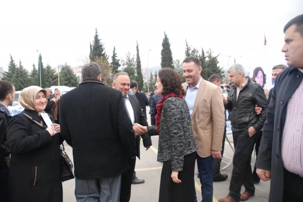 Herkes bu çatının altında buluştu! - Resim 4