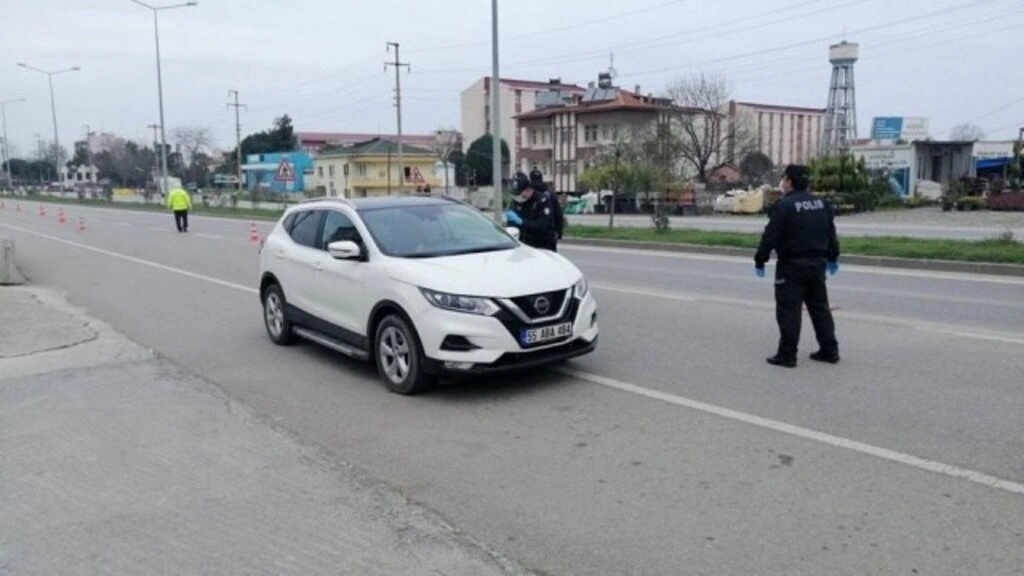 Samsun giriş ve çıkışlarında koronavirüs önlemleri - Resim 4