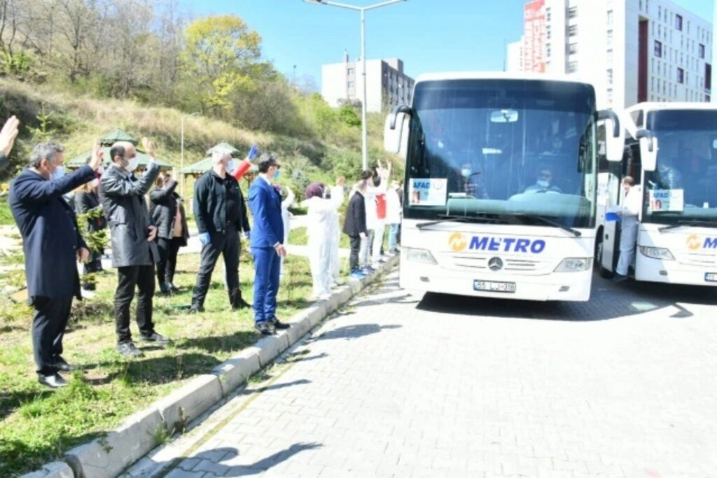 Misafir Öğrenciler Memleketlerine Uğurlandı - Resim 1