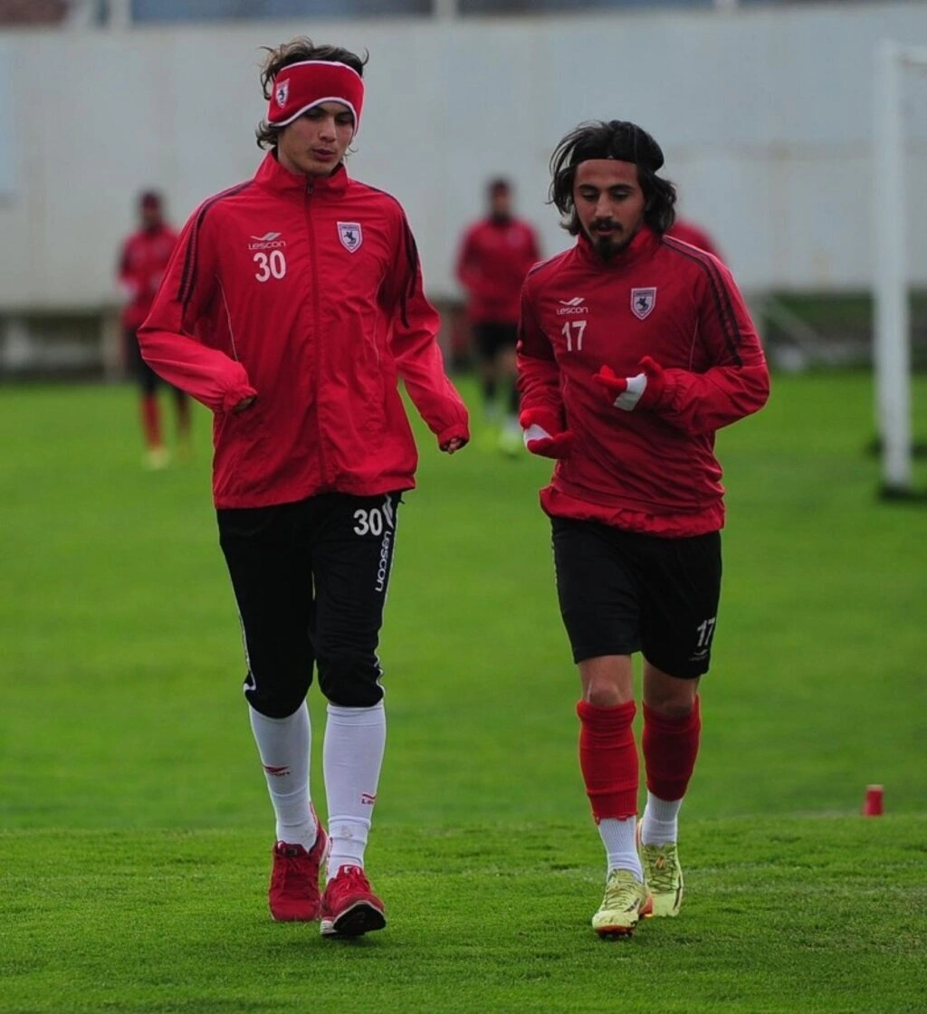 Samsunspor Antalyaspor maçının hazırlıklarını sürdürüyor - Resim 3