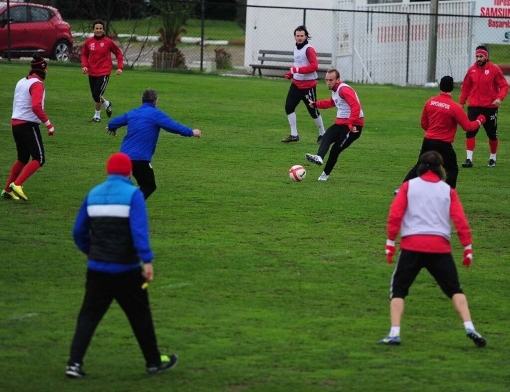 Samsunspor Antalyaspor maçının hazırlıklarını sürdürüyor - Resim 11