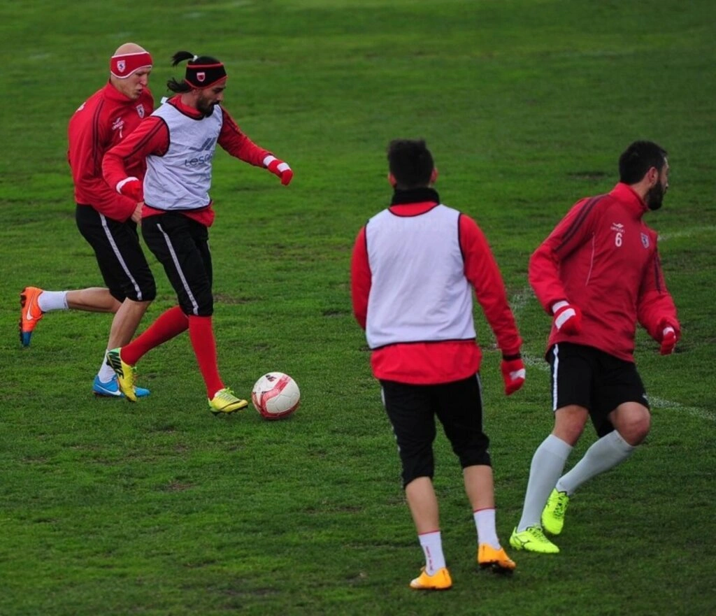 Samsunspor Antalyaspor maçının hazırlıklarını sürdürüyor - Resim 15