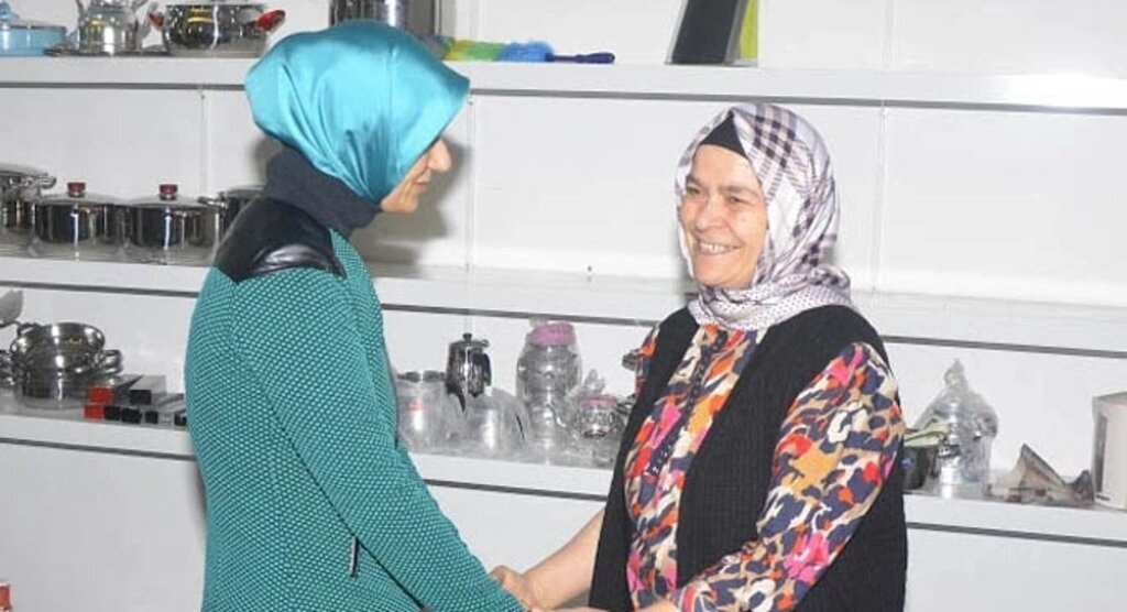 Elif Coşkun Bilgin'e esnaftan yoğun ilgi - Resim 3