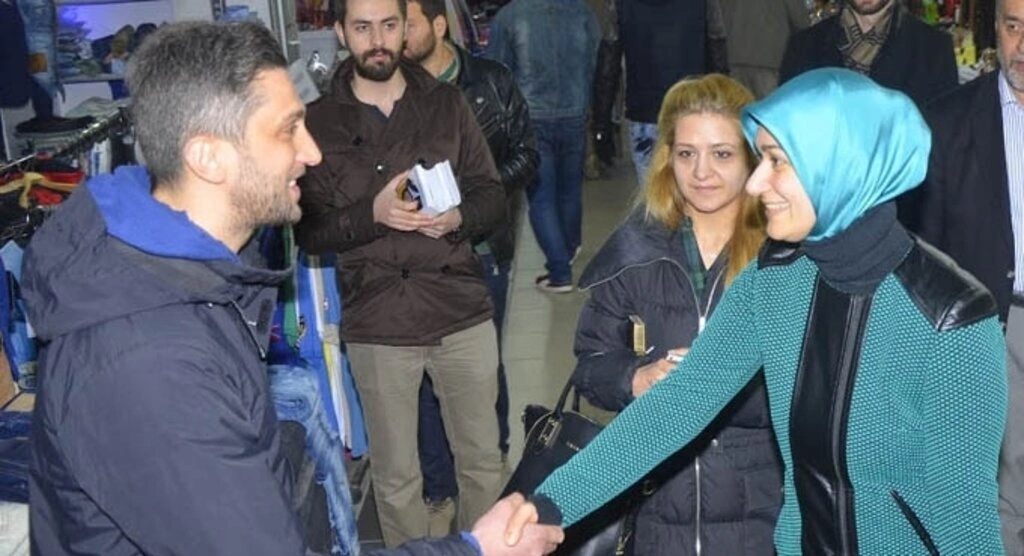 Elif Coşkun Bilgin'e esnaftan yoğun ilgi - Resim 7