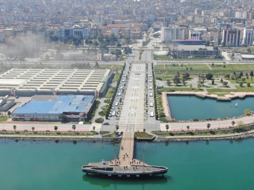 Sokağa çıkma yasağında Samsun sokakları havadan görüntülendi - Resim 11