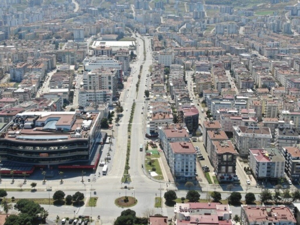 Sokağa çıkma yasağında Samsun sokakları havadan görüntülendi - Resim 12