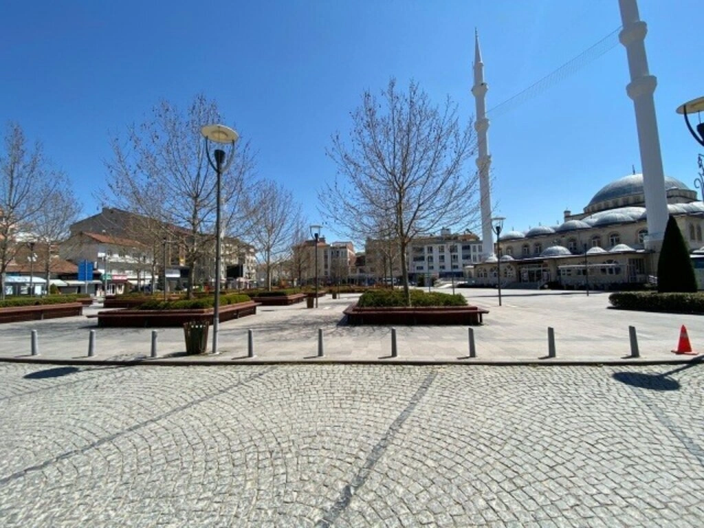 Sokağa çıkma yasağında Samsun sokakları havadan görüntülendi - Resim 26