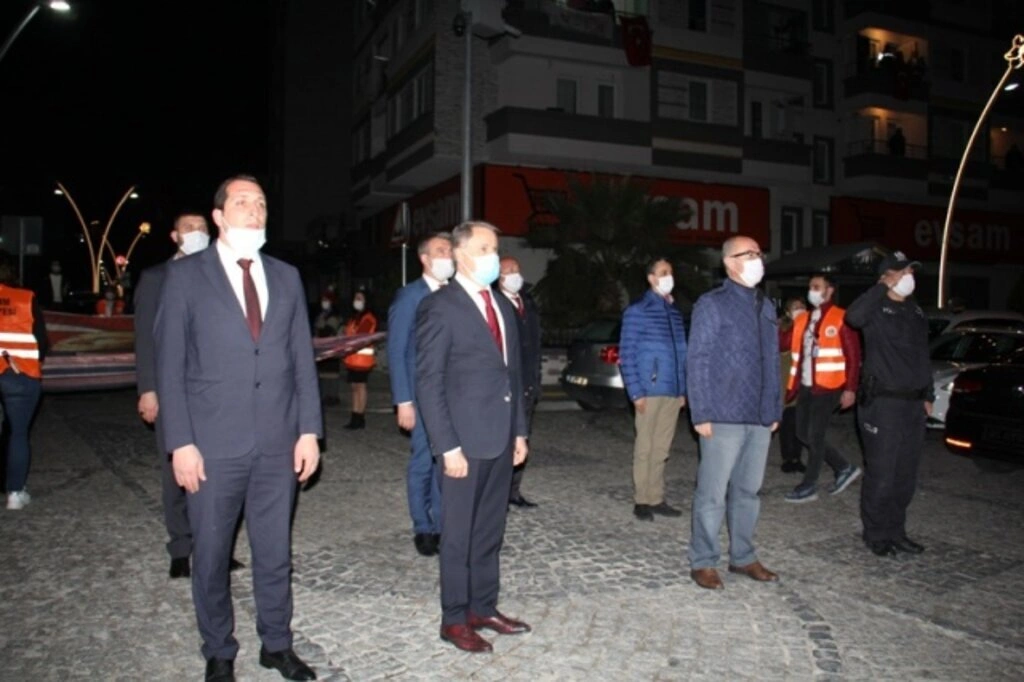 Atakum balkonlarında 23 Nisan coşkusu - Resim 21