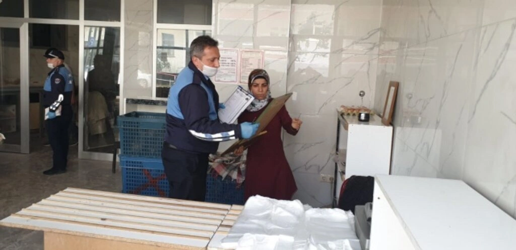 Sokağa Çıkma Yasağı Öncesi İlkadım Zabıtası İş Başındaydı - Resim 1