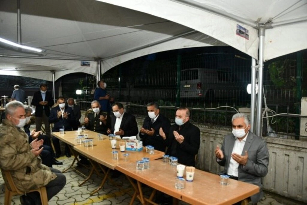 Samsunlu Polis Memuru Atakan Arslan'ın evinde dualar okundu - Resim 4