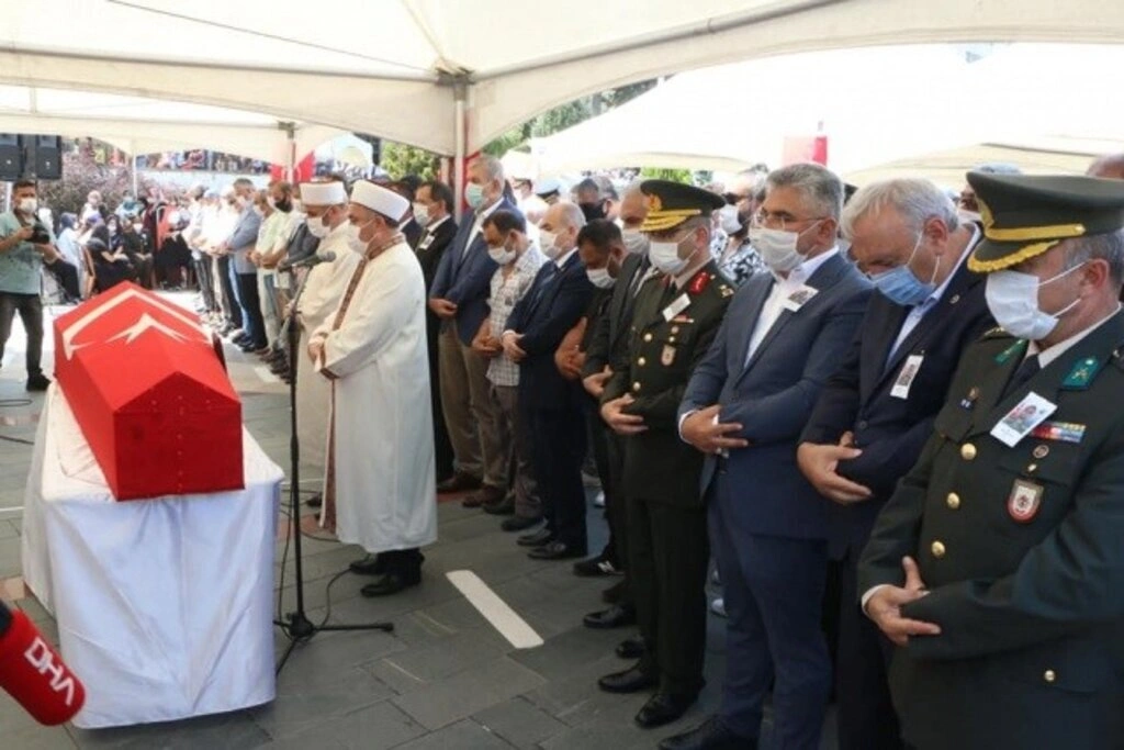 Şehit Er Caner Mayendağı dualarla uğurlandı - Samsun Haber - Resim 3