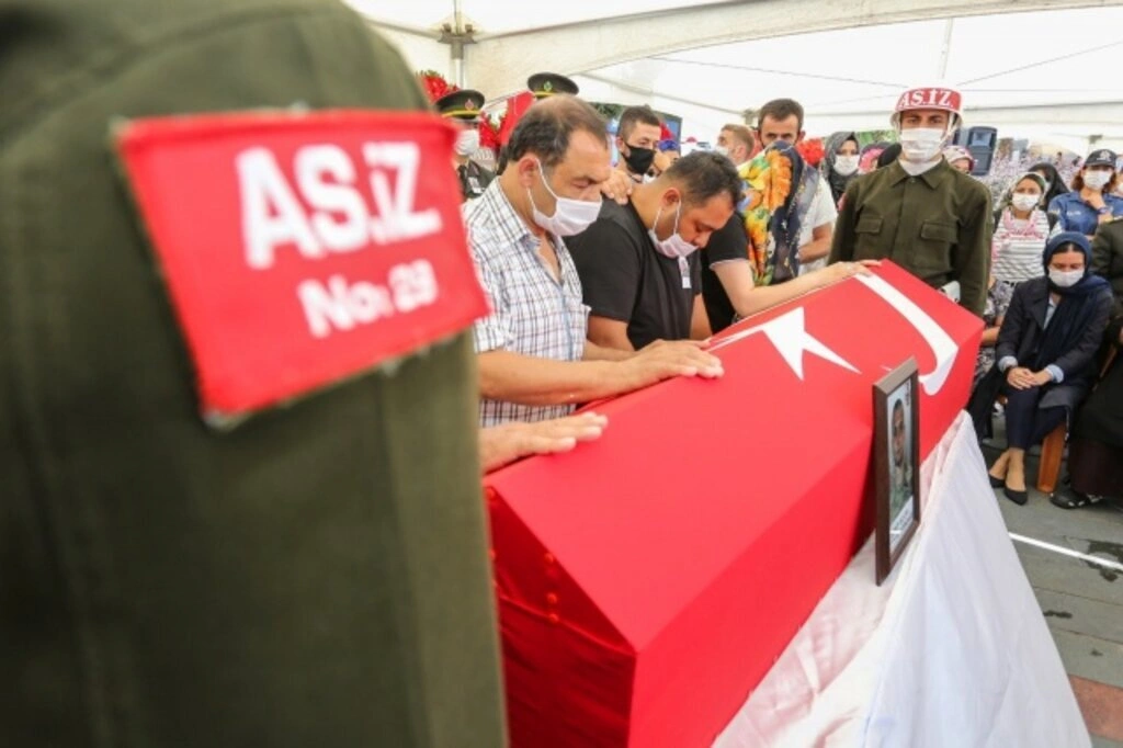 Şehit Er Caner Mayendağı dualarla uğurlandı - Samsun Haber - Resim 7