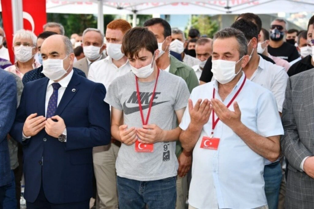 Şehit Polis Memuru Adem Keskin dualarla uğurlandı - Resim 2