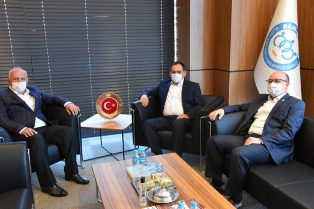 Samsun Büyükşehir Belediye Başkanı Mustafa Demir Memursen Genel Merkezi'nde - Resim 2