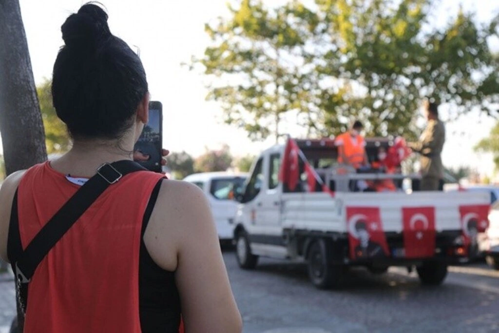 Atakum'da 30 Ağustos coşkusu, ilçe kırmızı-beyaza büründü - Resim 13