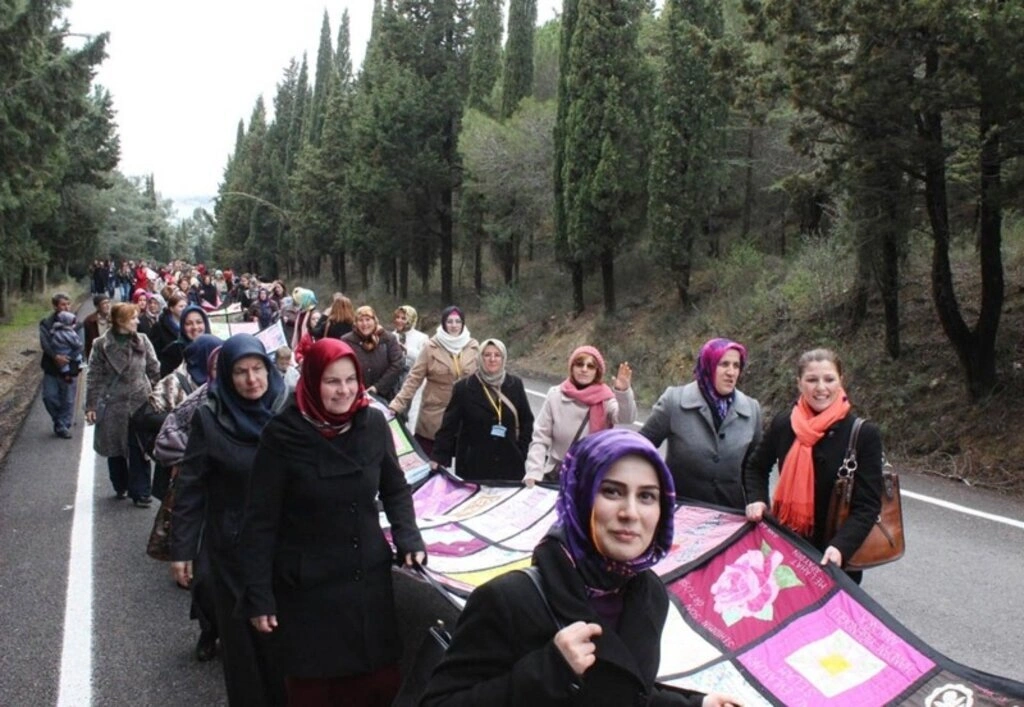 Tekkeköylü bayanlar Çanakkale'de - Resim 7