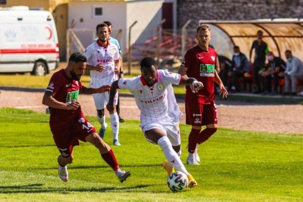 Samsunspor Bandırma'dan 1 puan ile dönüyor - Resim 5