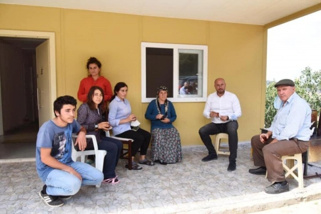 Tekkeköy Belediyesi yeni evlerine kavuşturdu - Resim 18