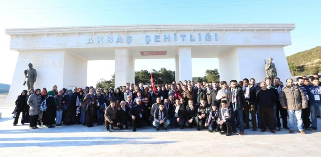 Canik, Çanakkale’de 555 kişiyi şehitlerle buluşturdu  - Resim 8