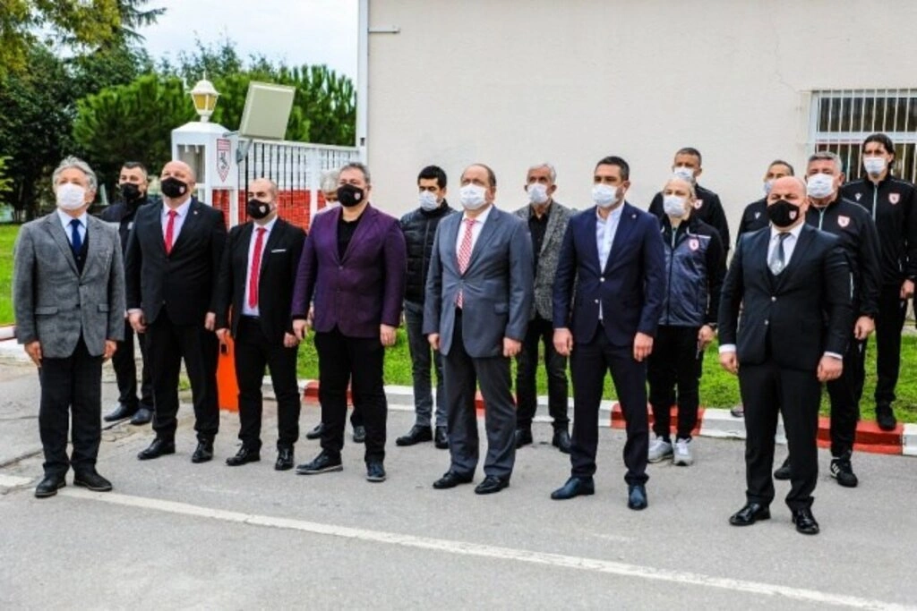 Yılport Samsunspor Ata'yı andı - Resim 3