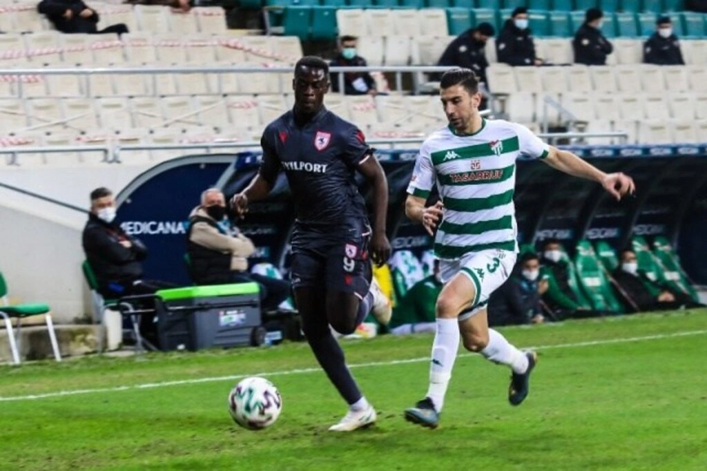 Bursaspor - Yılport Samsunspor Maç Sonucu: 3-0 - Resim 4