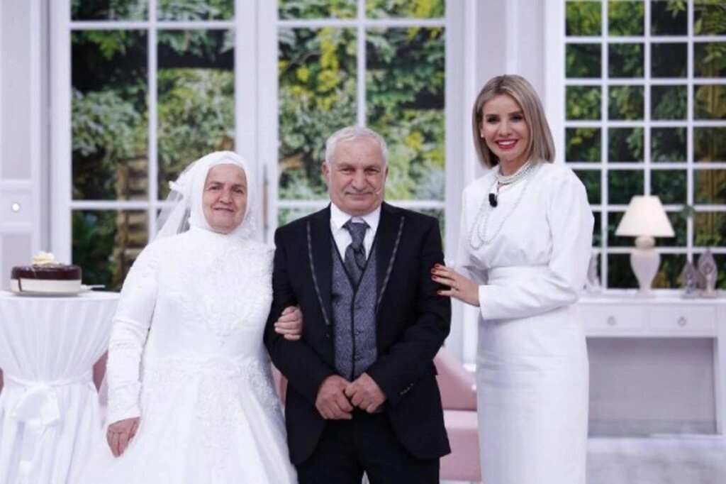 64 yaşındaki Kadriye Teyze ilk kez gelinlik giydi - Resim 3