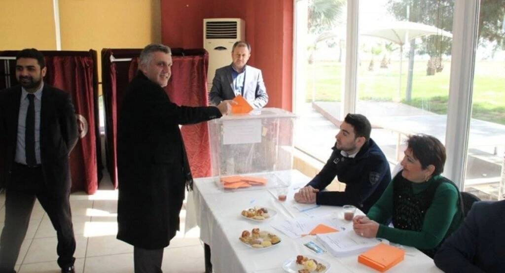 AK Parti'de temayül yoklaması yoğun bir katılım ile gerçekleşti - Resim 4