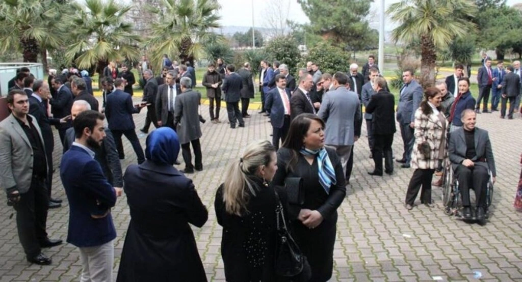 AK Parti'de temayül yoklaması yoğun bir katılım ile gerçekleşti - Resim 11