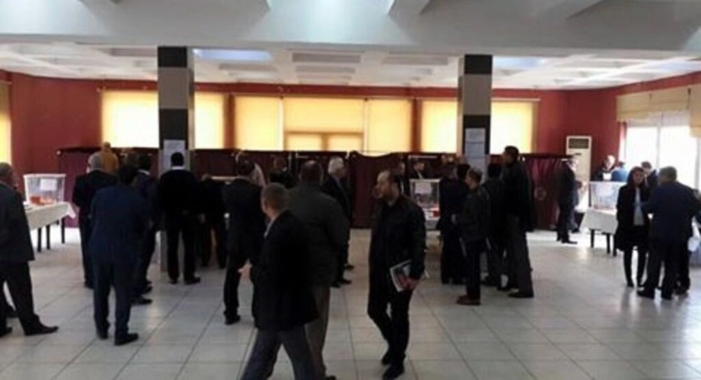 AK Parti'de temayül yoklaması yoğun bir katılım ile gerçekleşti - Resim 17