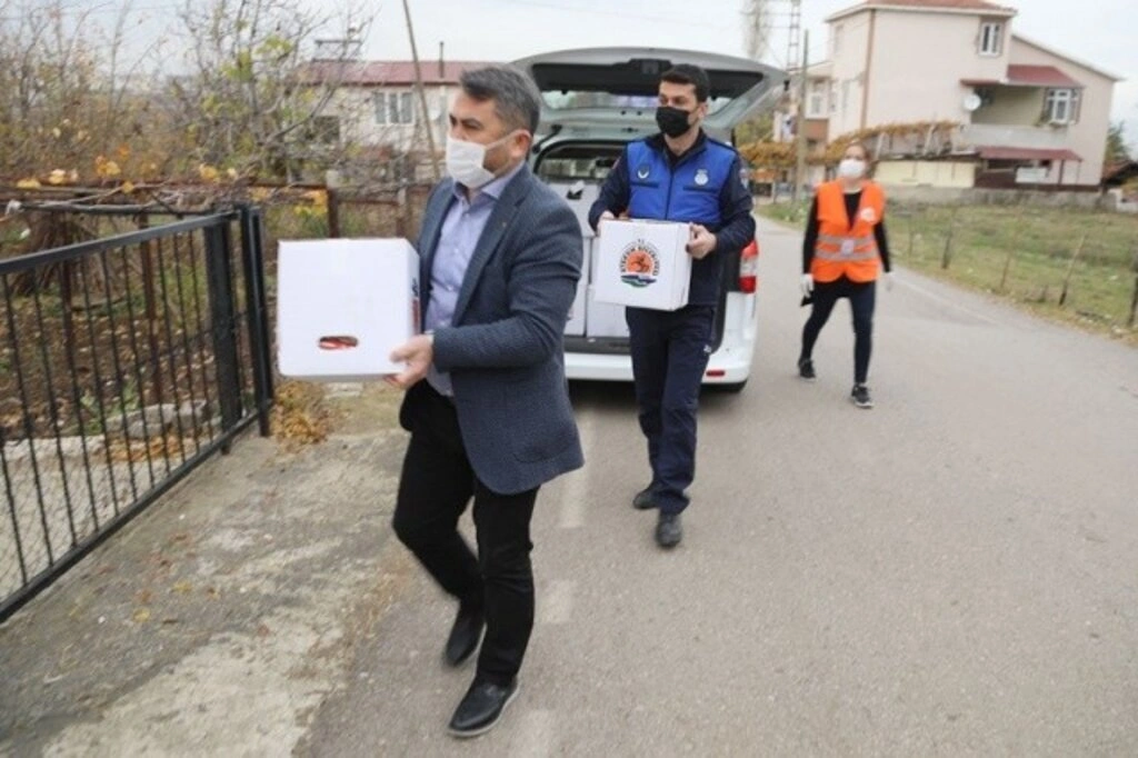 Atakum Belediyesi’nden gıda yardımı ve ulaşım hizmeti - Resim 4