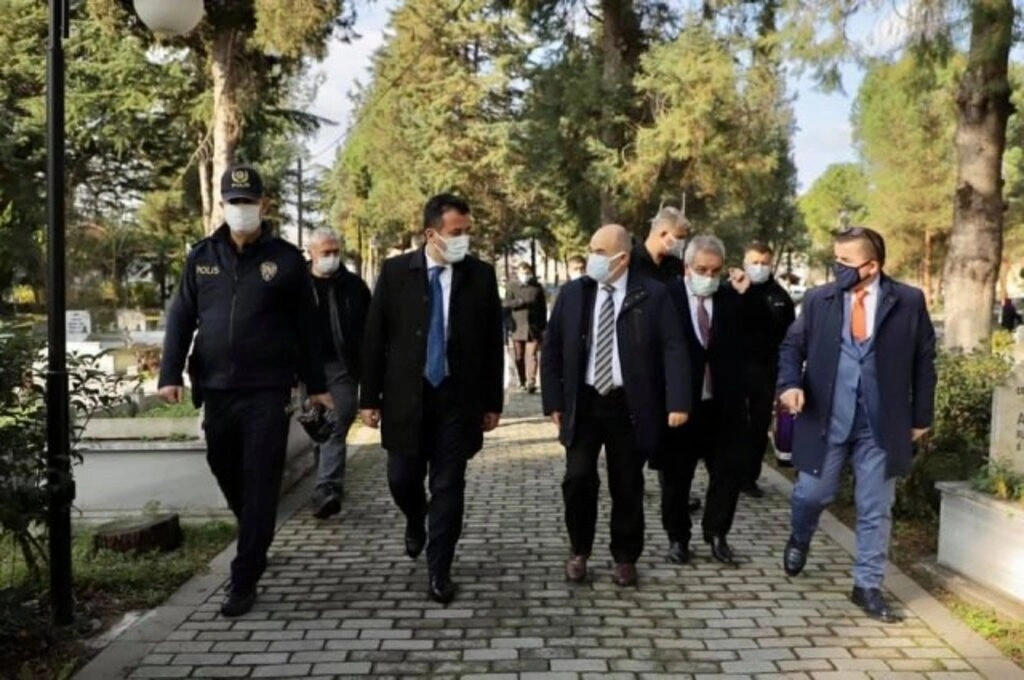 Vali Dağlı Çarşamba'da - Resim 6