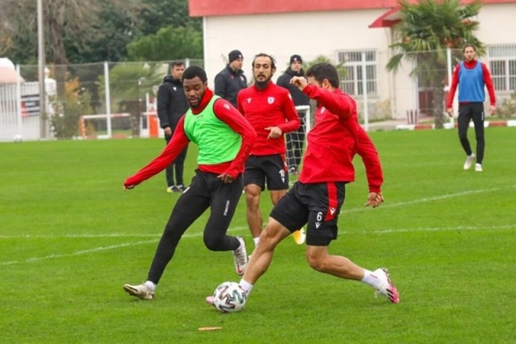 Yılport Samsunspor Şut Çalıştı - Resim 8