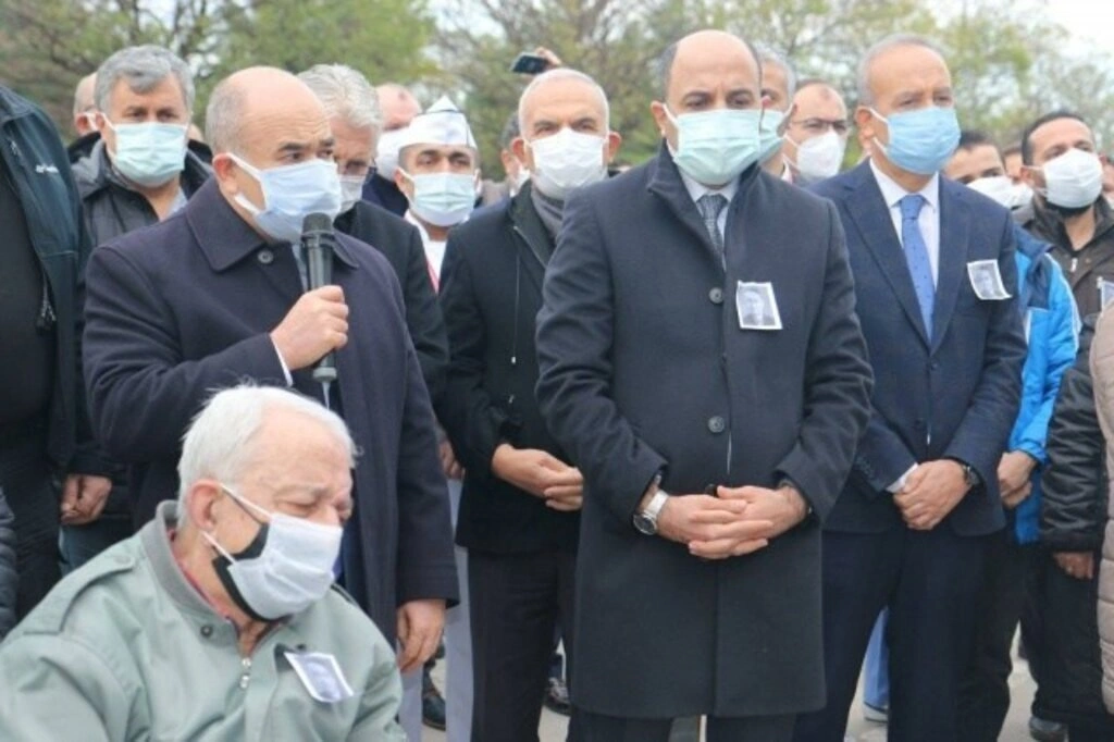 Doktor Ali Murat Uludoğan son yolculuğuna gözyaşlarıyla uğurlandı - Resim 2