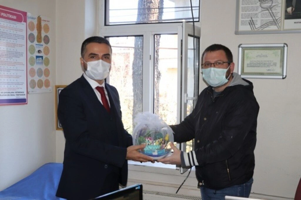 Başkan Kalaycı Sağlık Çalışanlarını Unutmadı, Yeni Yıllarını Kutladı - Resim 10