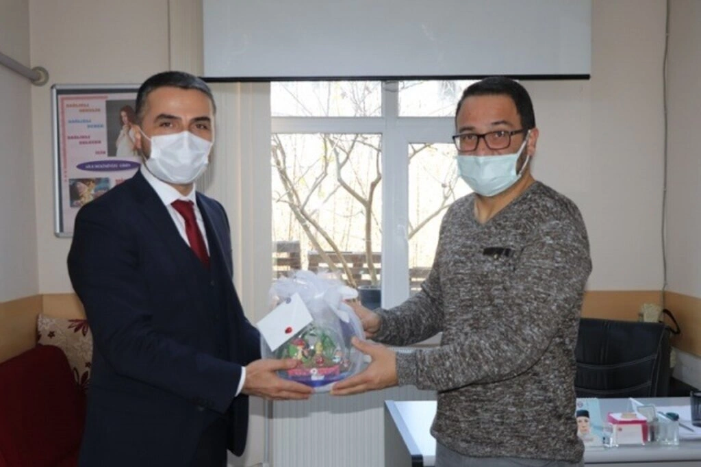 Başkan Kalaycı Sağlık Çalışanlarını Unutmadı, Yeni Yıllarını Kutladı - Resim 11