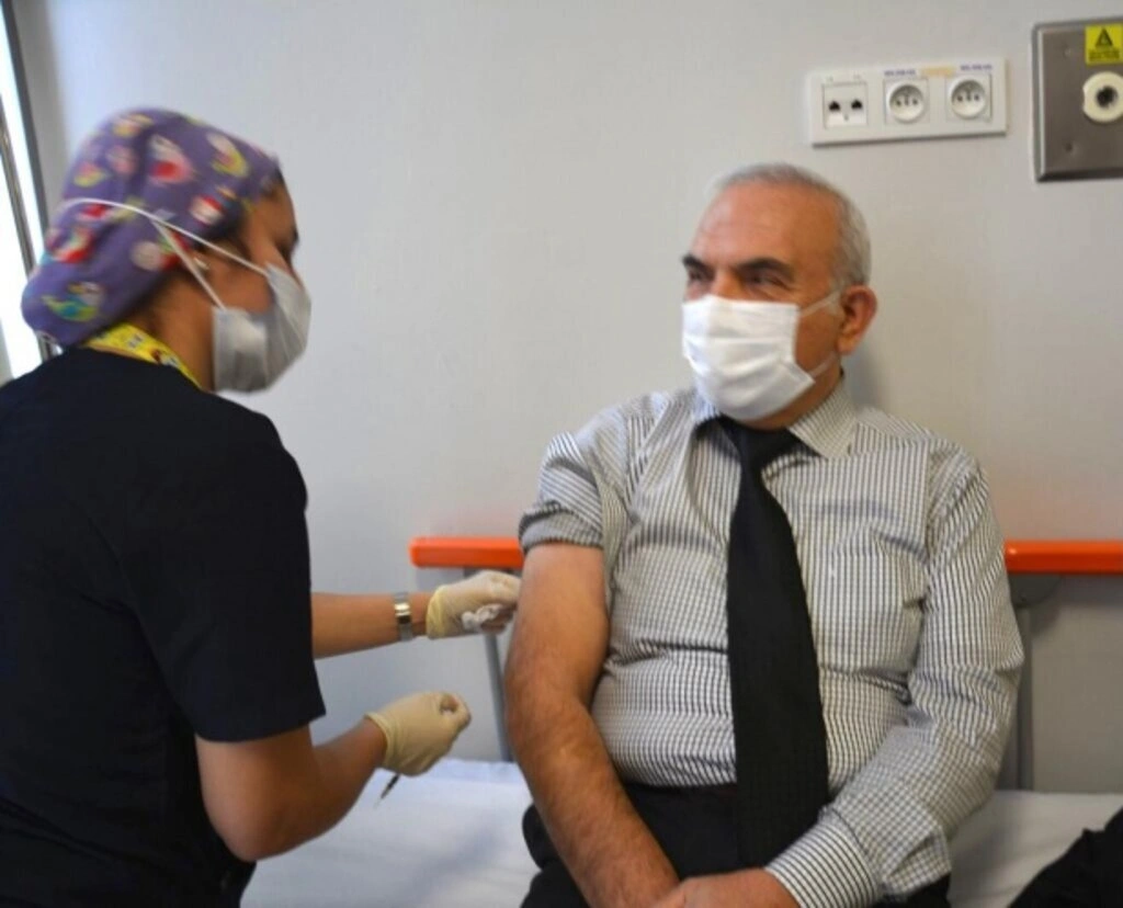 LIV HOSPITAL SAMSUN ÇALIŞANLARI AŞILANMAYA BAŞLADI - Resim 3