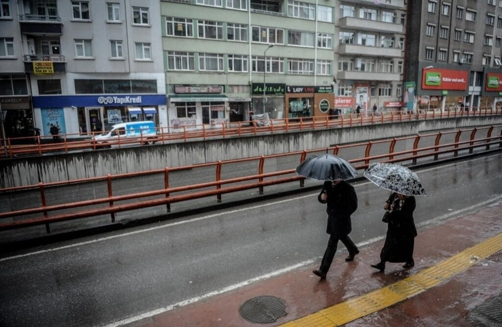 2 Nisan 2015 Perşembe Samsun'da sağanak yağış - Resim 3