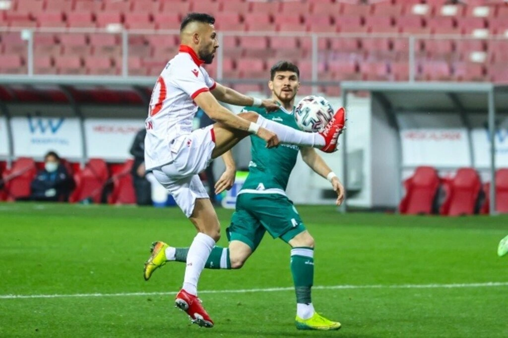 Samsunspor Giresunspor maçı ilk yarı fotoğrafları - Resim 2