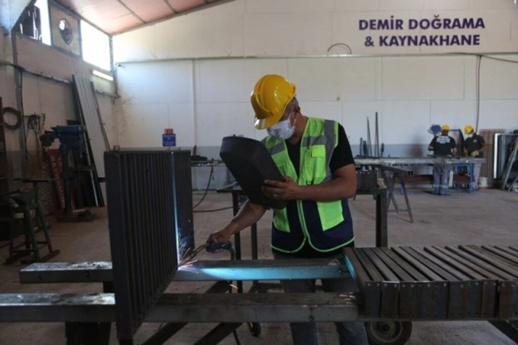 Atakum Belediye Başkanı Av. Cemil Deveci 2 yıllık çalışmalarını özetledi - Resim 18