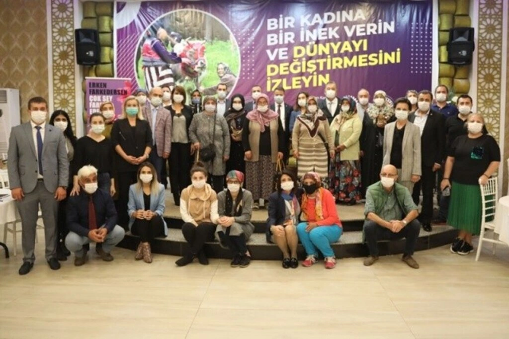 Atakum Belediye Başkanı Av. Cemil Deveci 2 yıllık çalışmalarını özetledi - Resim 52
